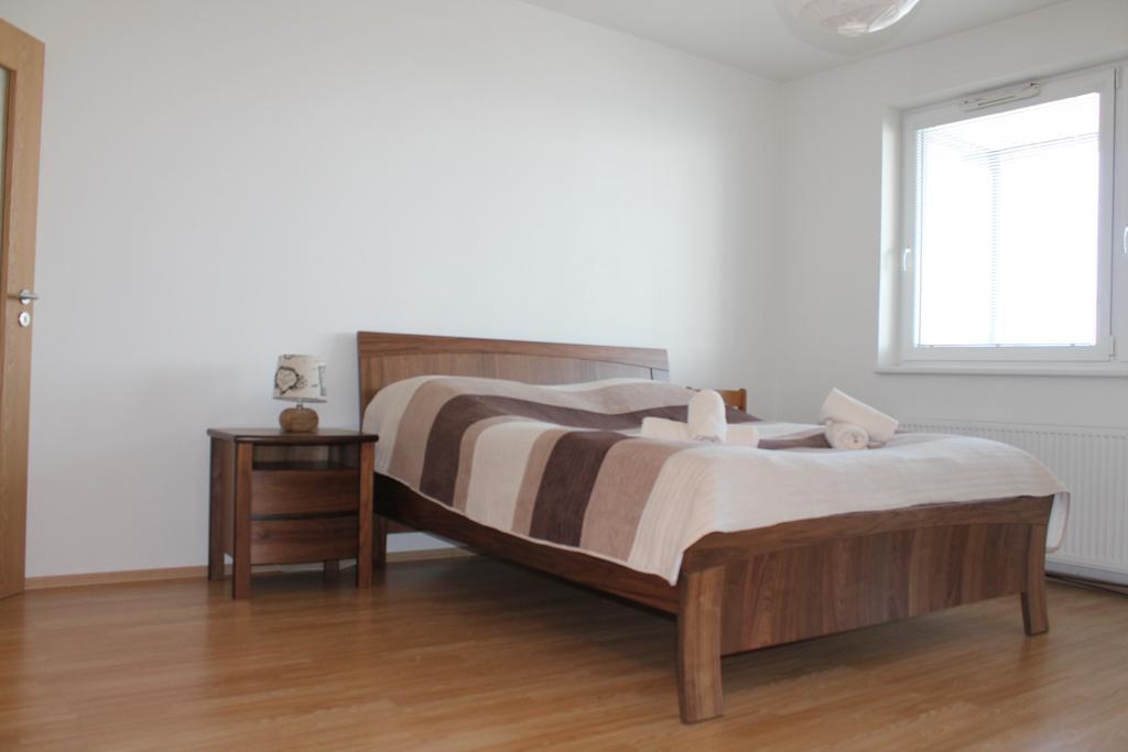 New Studio On V Doline 1 Prague Ngoại thất bức ảnh